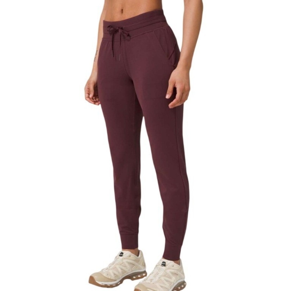 Lululemon Ready to Rulu Burgundy Purple High Rise Pants‎ Size 4 LW5CQOS